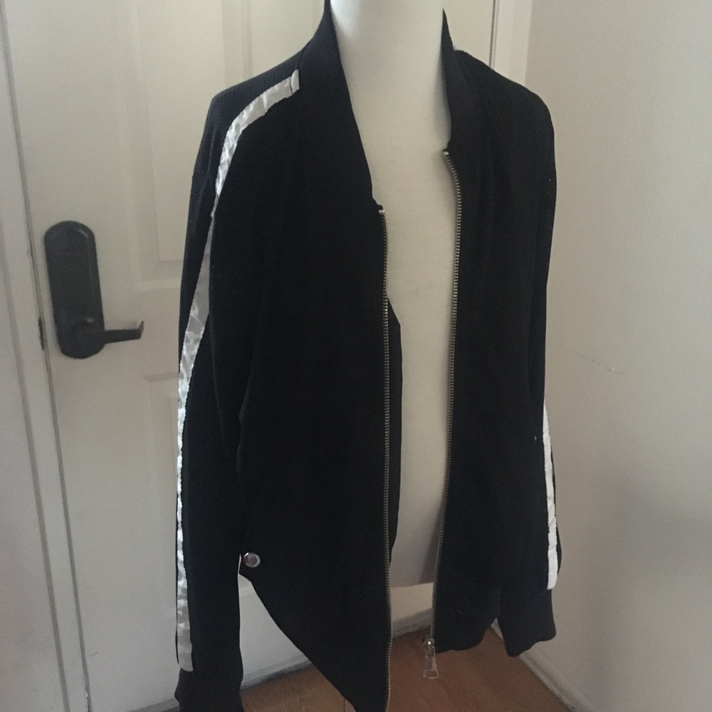 Fashion nova bomber jacket 💕